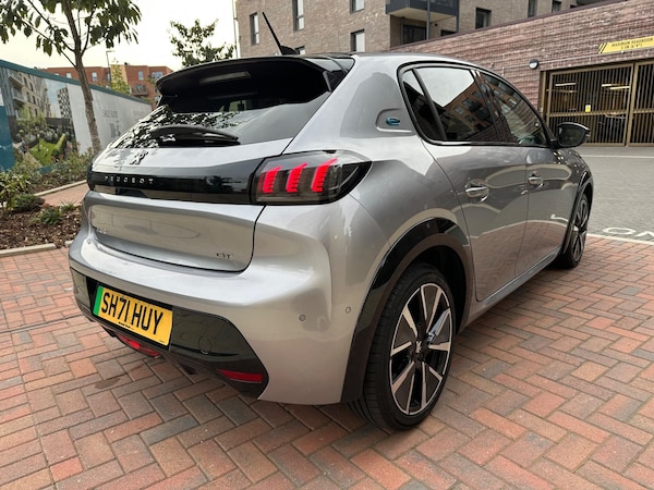 Used Peugeot E-208 2021 for sale - 76121873: Photo 5