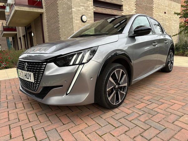 Used Peugeot E-208 2021 for sale - 76121873: Photo 7