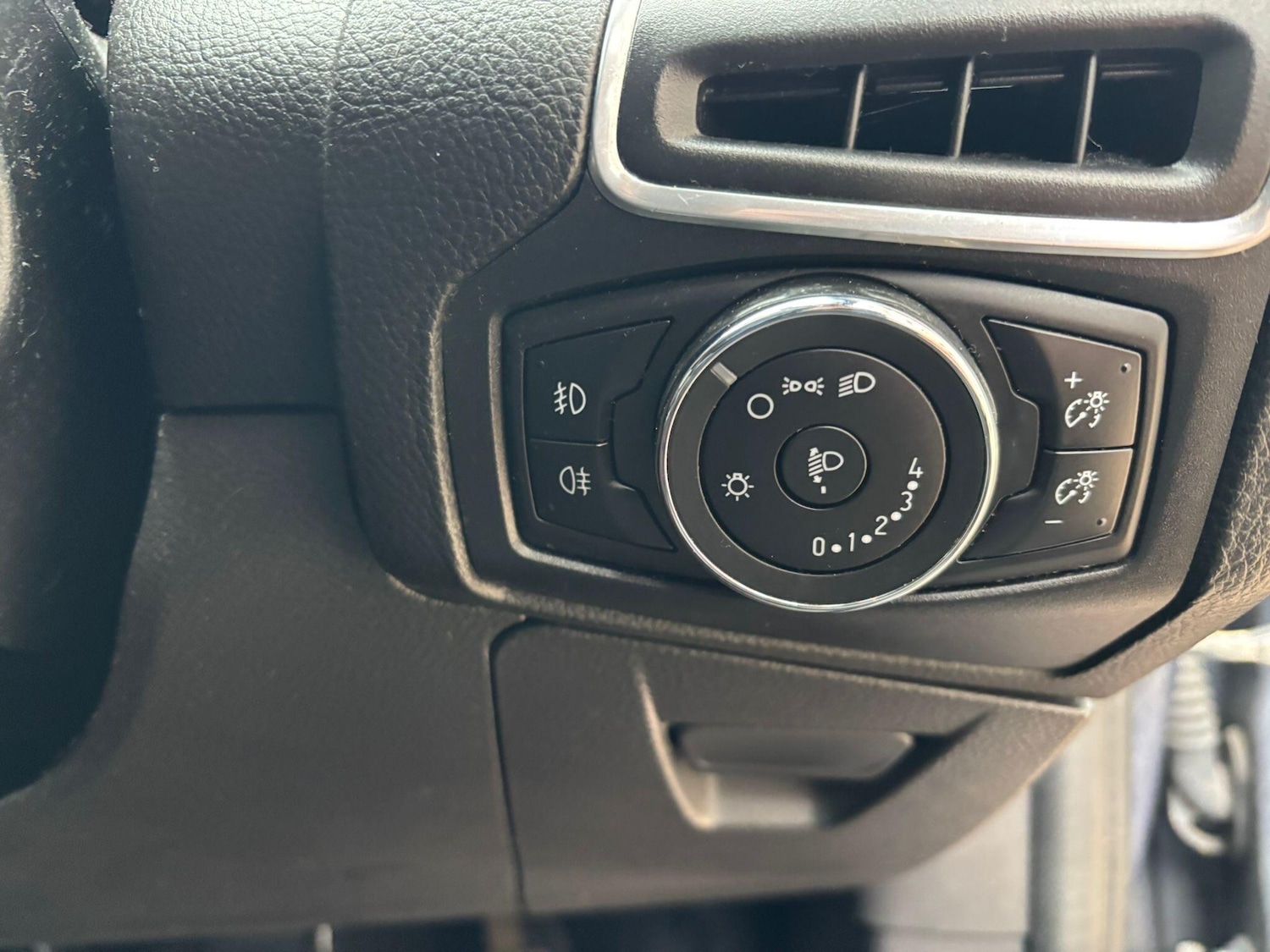 Used Ford Focus 2013 for sale - 77611419: Photo 23