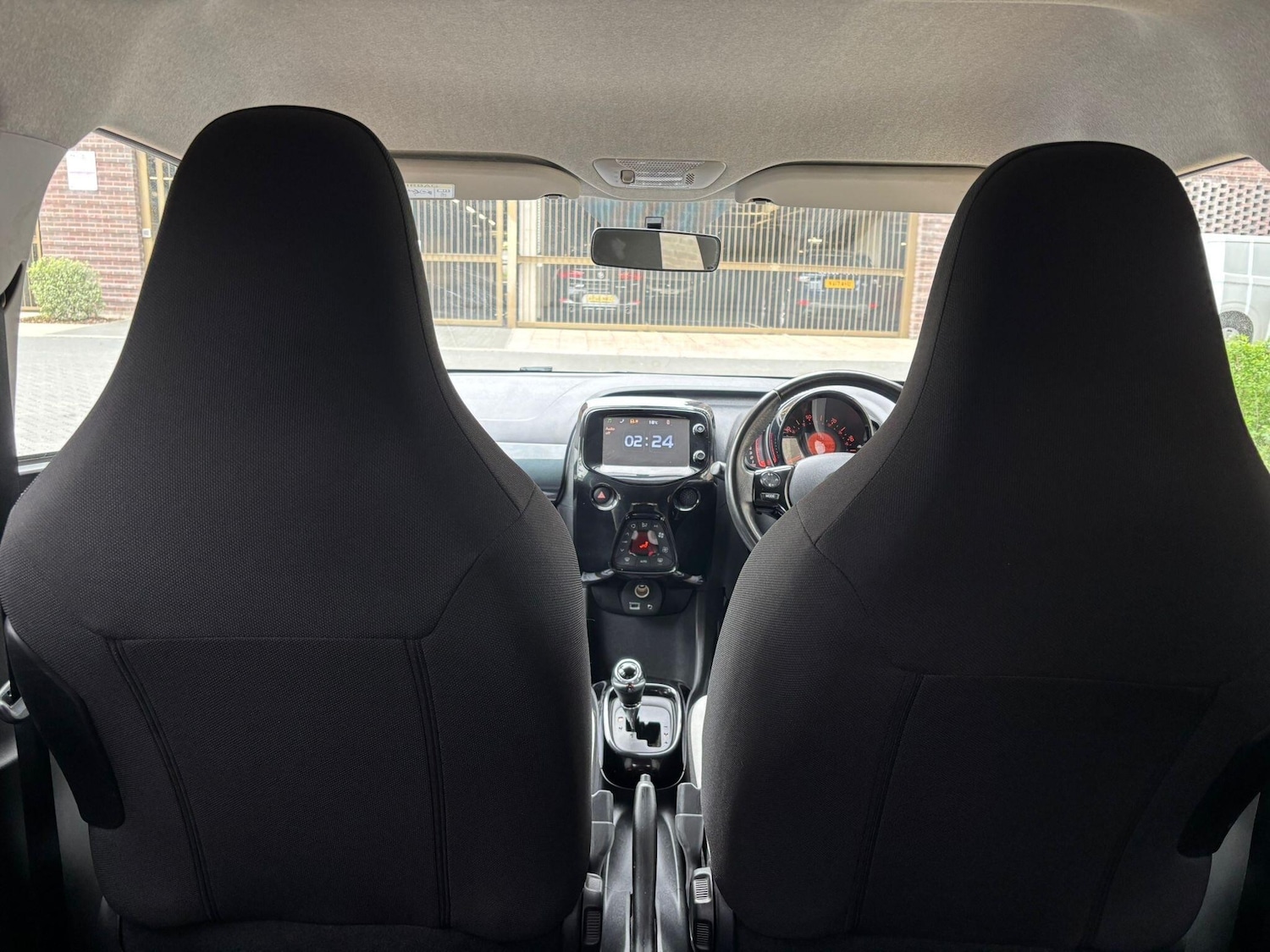 Used Toyota AYGO 2018 for sale - 78204536: Photo 27