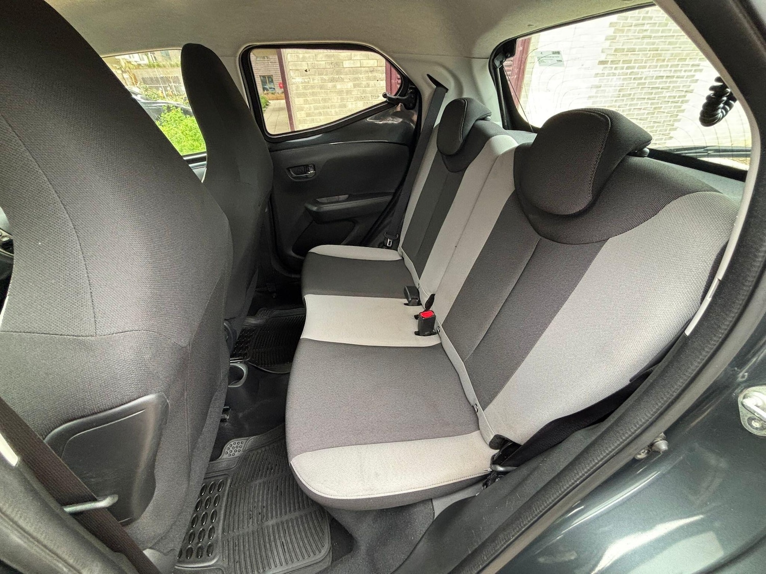 Used Toyota AYGO 2018 for sale - 78204536: Photo 28