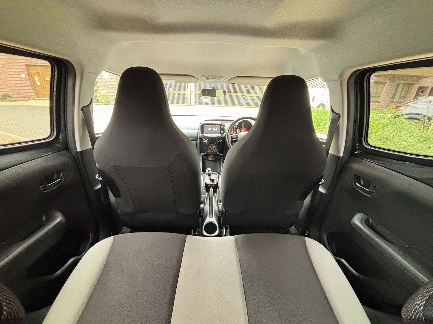 Used Toyota AYGO 2018 for sale - 78204536: Photo 4