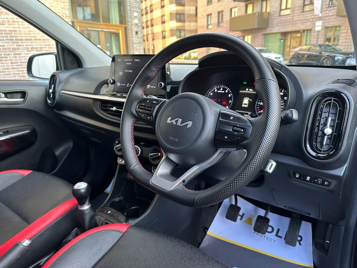 Used Kia Picanto 2023 for sale - 76702078: Photo 38