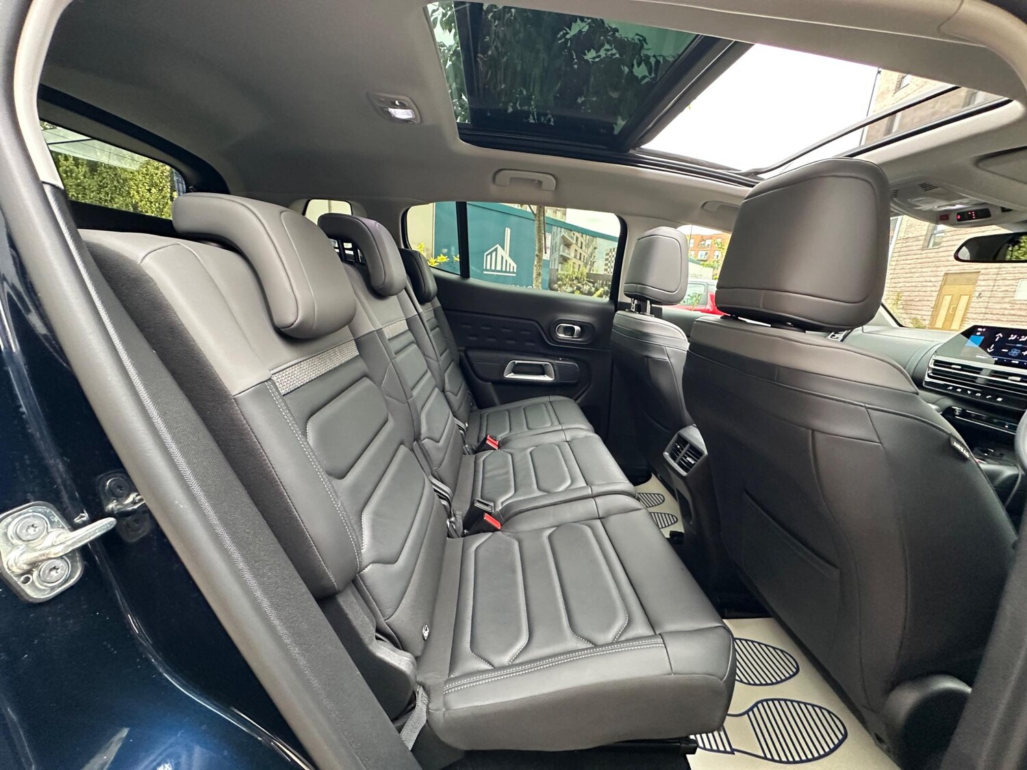 Vehicle 28