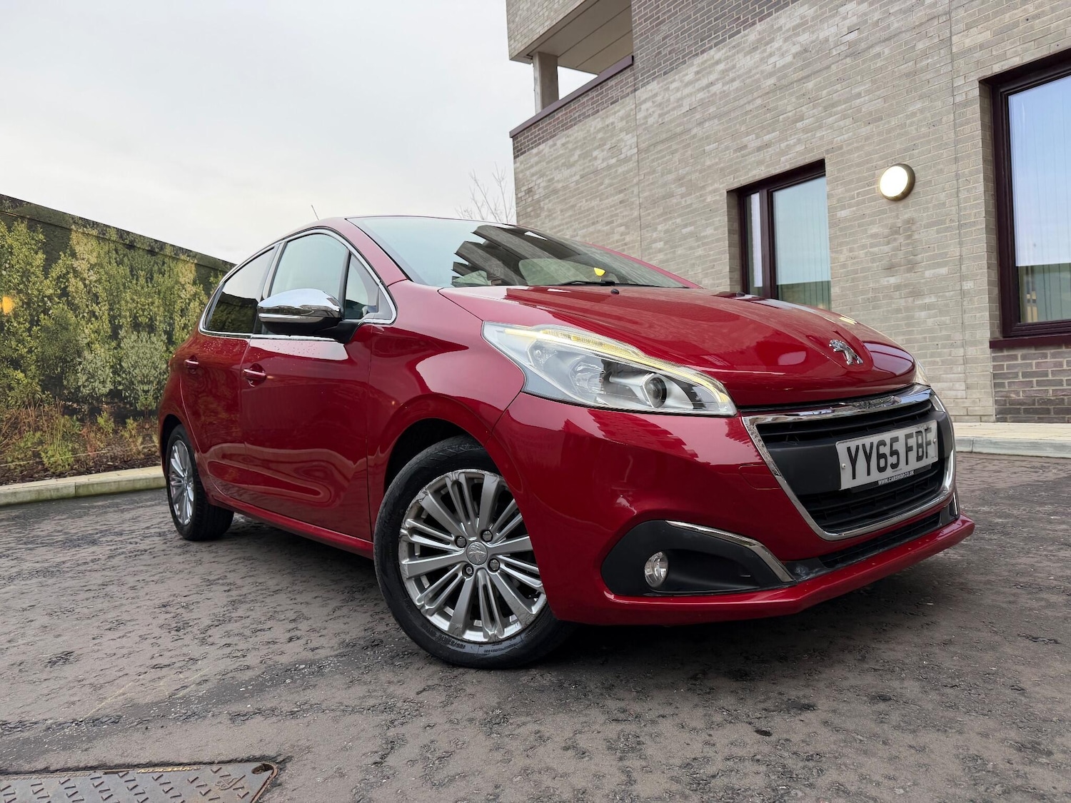 Used Peugeot 208 2015 for sale - 77175269: Photo 11