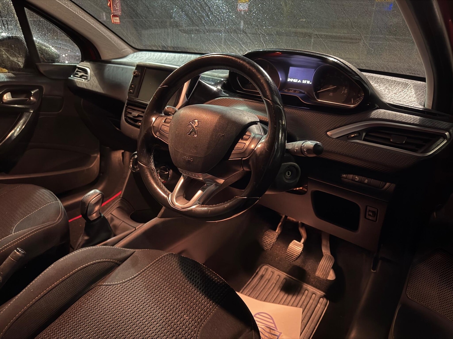 Used Peugeot 208 2015 for sale - 77175269: Photo 20