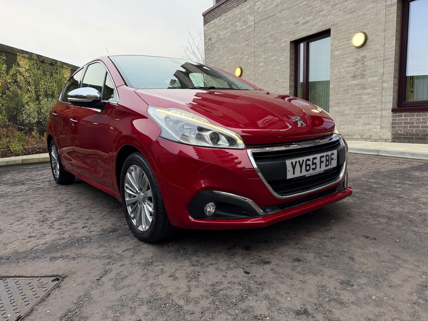 Used Peugeot 208 2015 for sale - 77175269: Photo 9