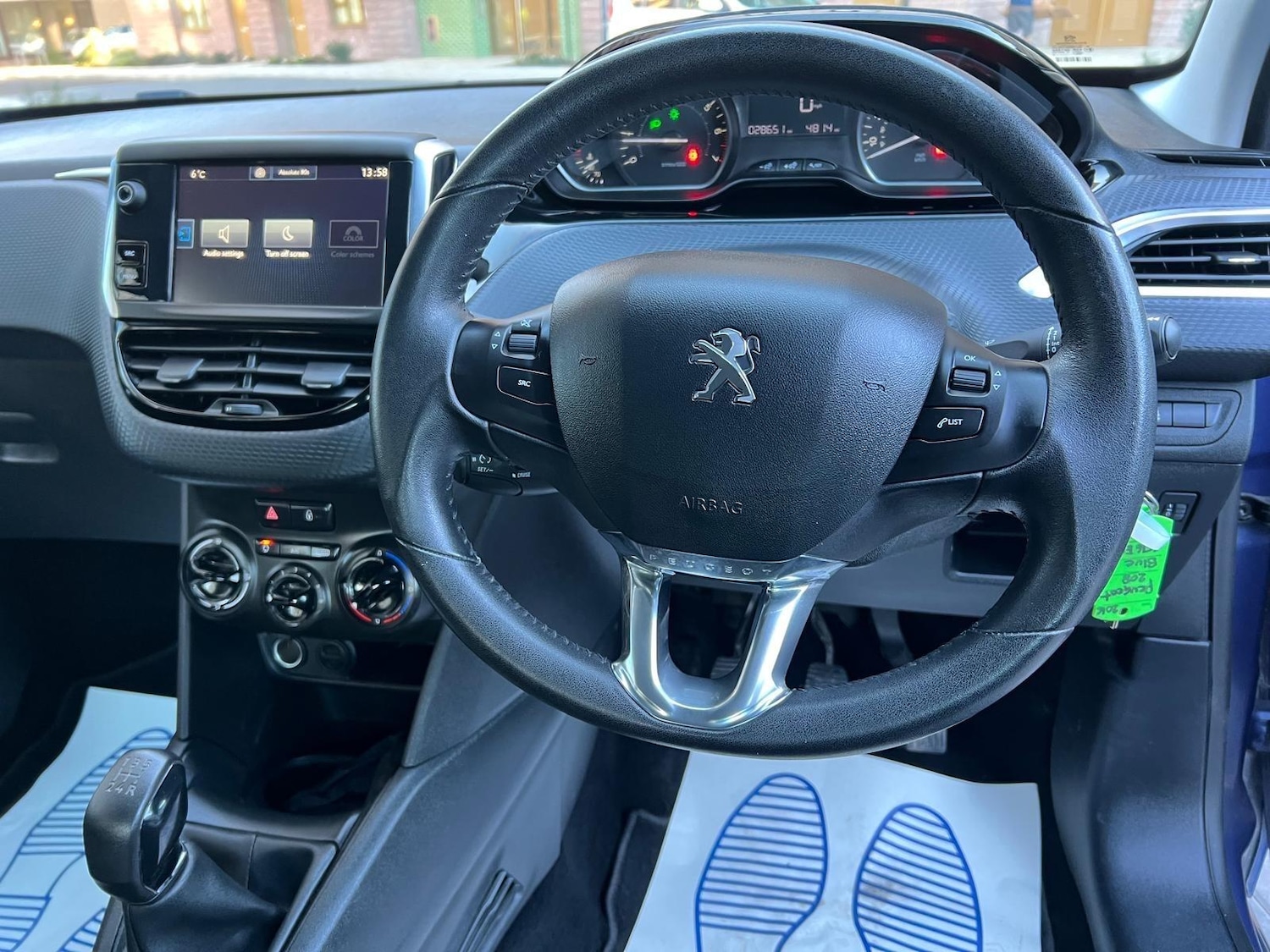 Used Peugeot 208 2016 for sale - 77049968: Photo 25