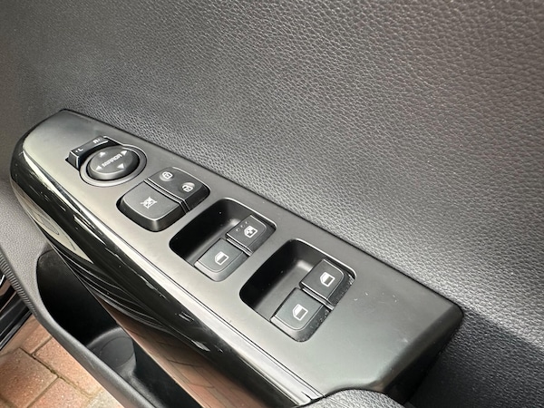 Used Kia Picanto 2018 for sale - 76121618: Photo 24