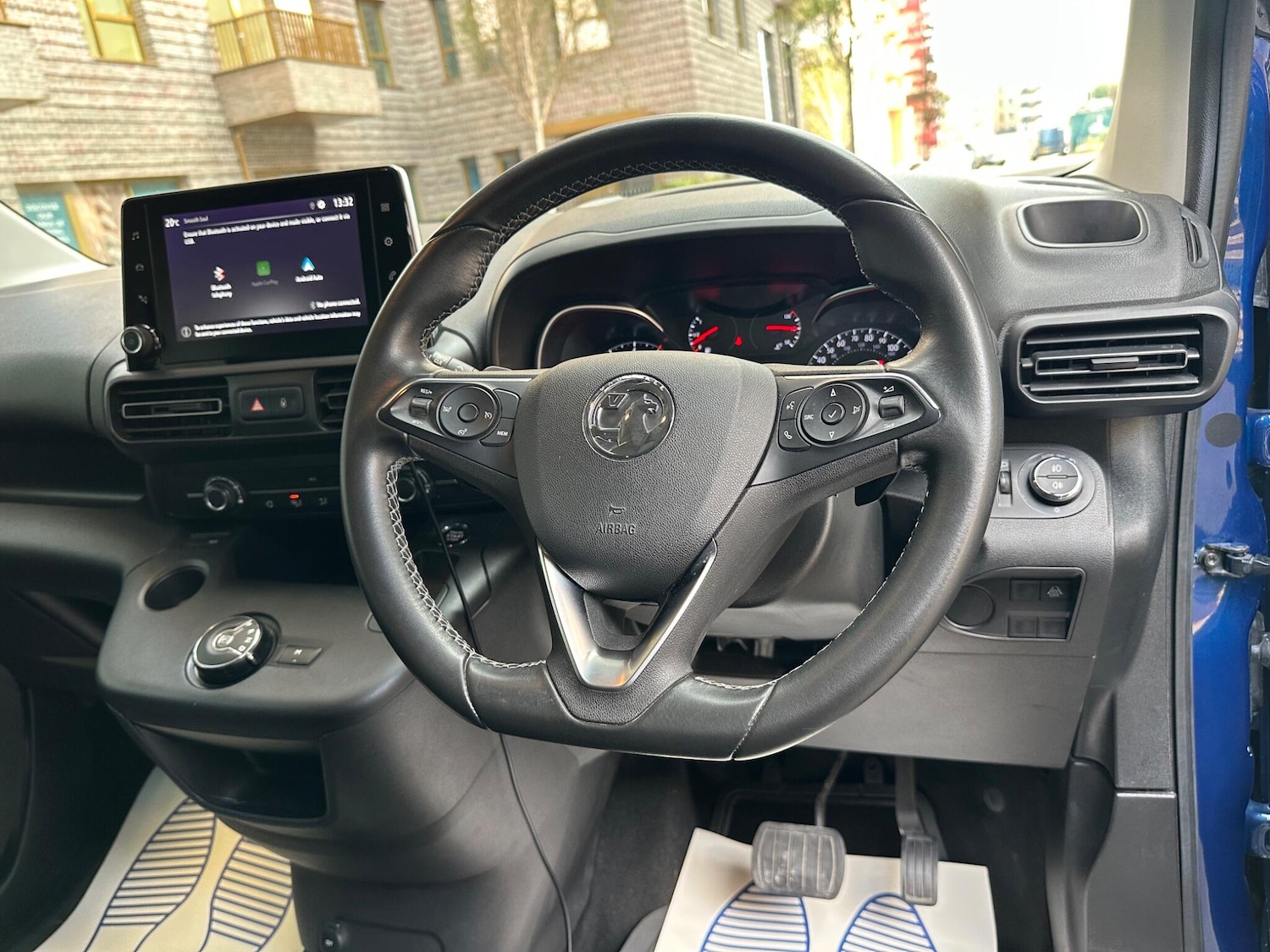 Used Vauxhall Combo Life 2020 for sale - 76997536: Photo 19