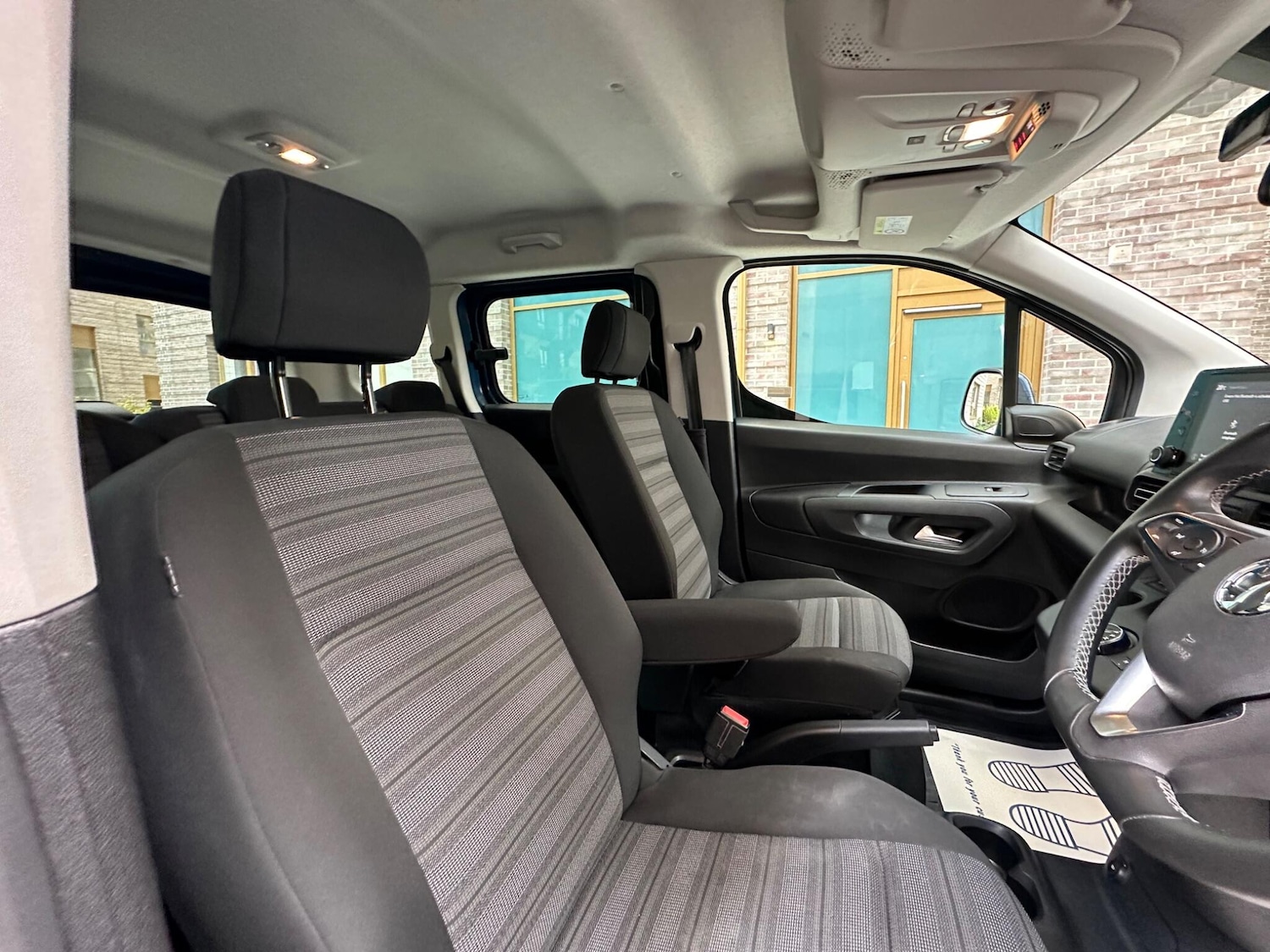 Used Vauxhall Combo Life 2020 for sale - 76997536: Photo 21