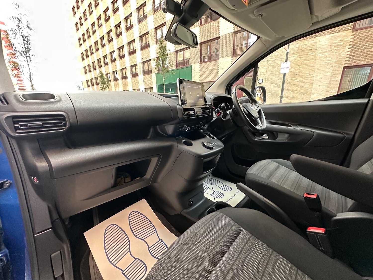 Used Vauxhall Combo Life 2020 for sale - 76997536: Photo 25