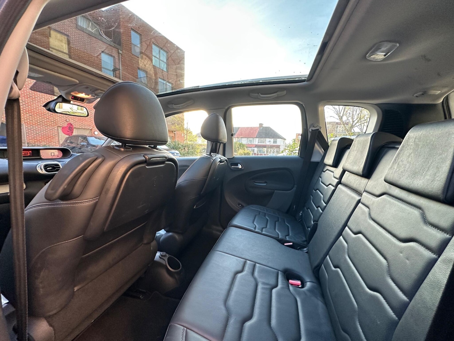 Used Citroen C3 Picasso 2017 for sale - 76752907: Photo 16