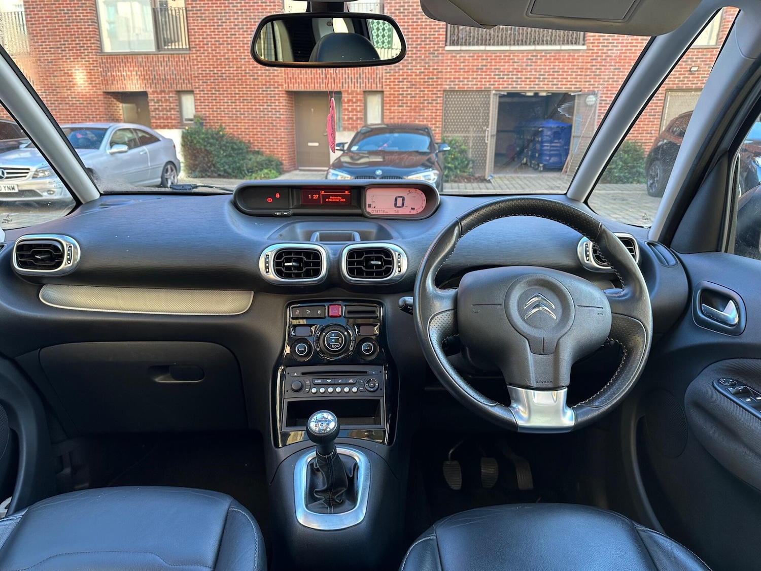 Used Citroen C3 Picasso 2017 for sale - 76752907: Photo 20