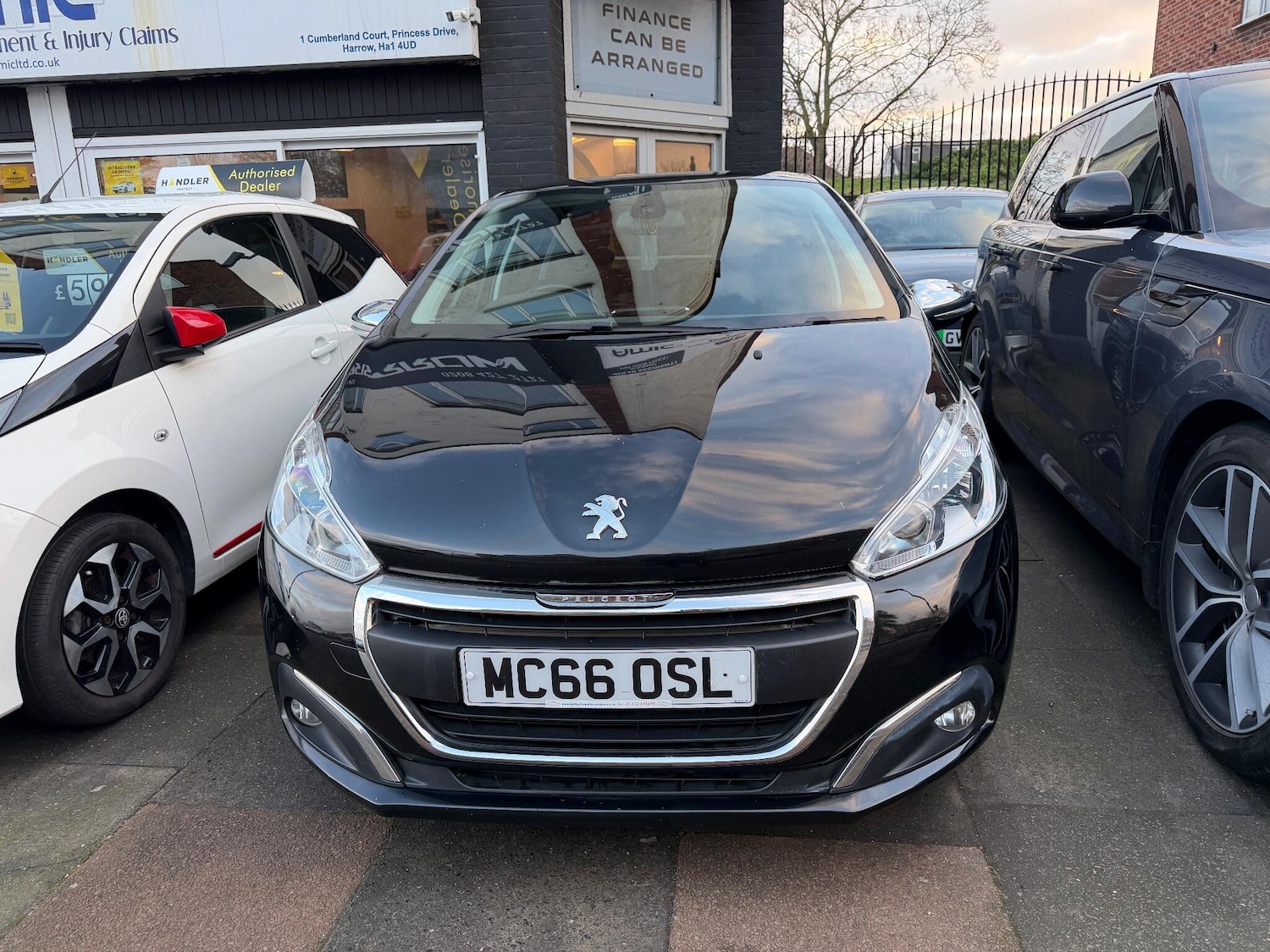 Used Peugeot 208 for sale - 77175252: Photo 3