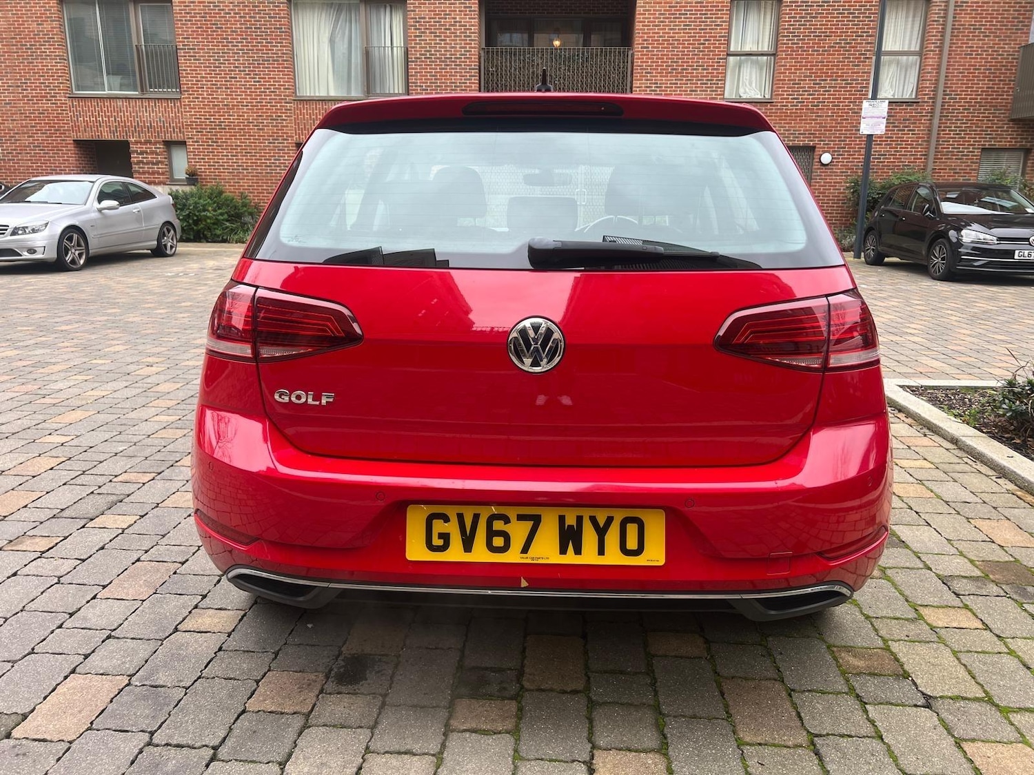 Used Volkswagen Golf 2017 for sale - 76992384: Photo 12