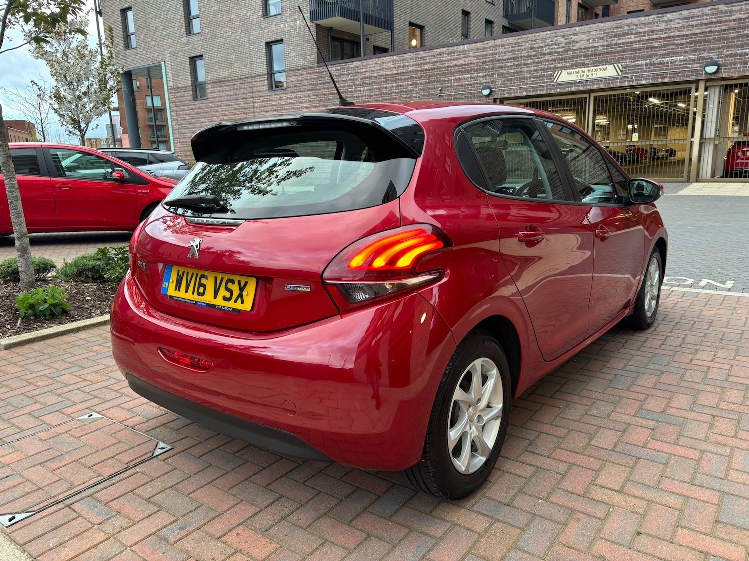 Used Peugeot 208 for sale - 78127985: Photo 32