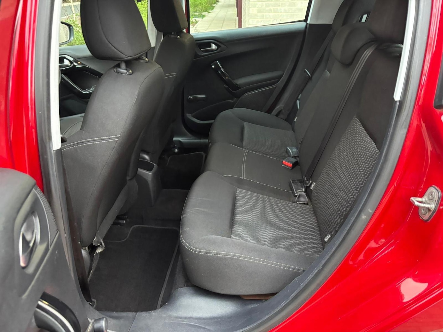 Used Peugeot 208 for sale - 78127985: Photo 38