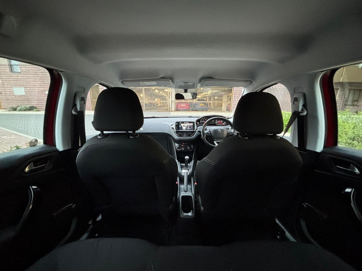 Used Peugeot 208 for sale - 78127985: Photo 42