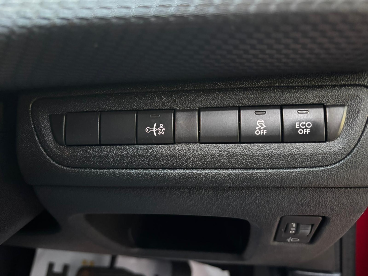 Used Peugeot 208 for sale - 78127985: Photo 43