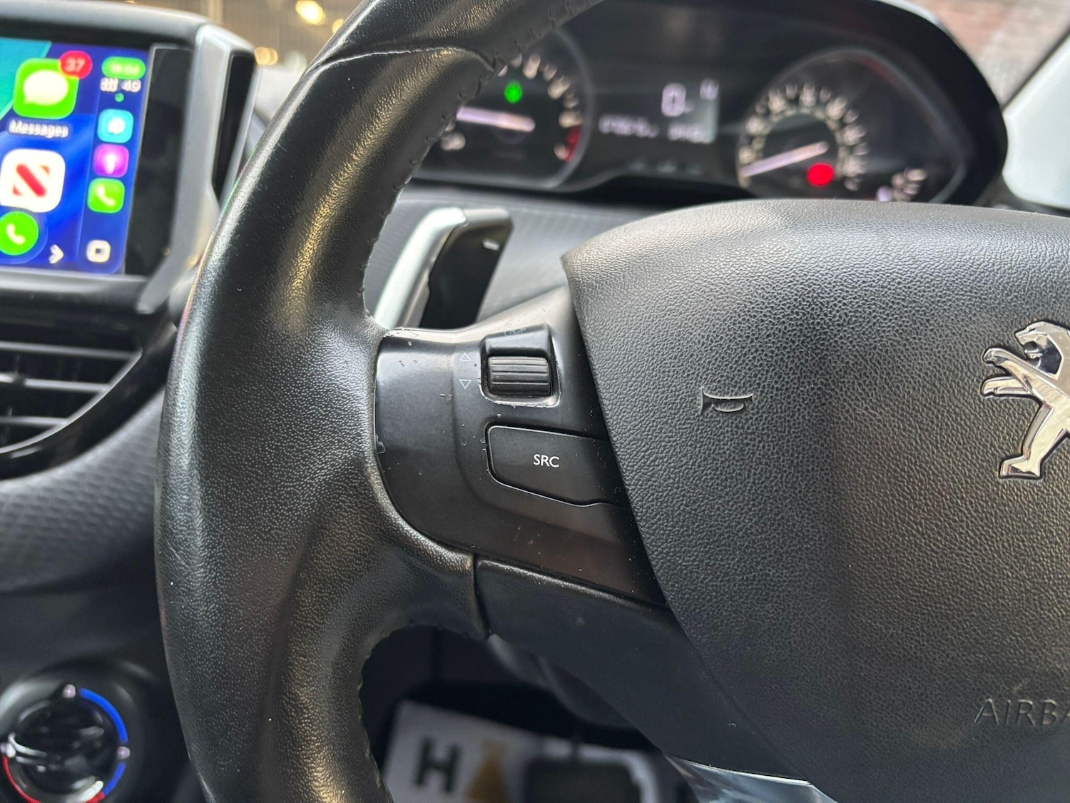 Used Peugeot 208 for sale - 78127985: Photo 44