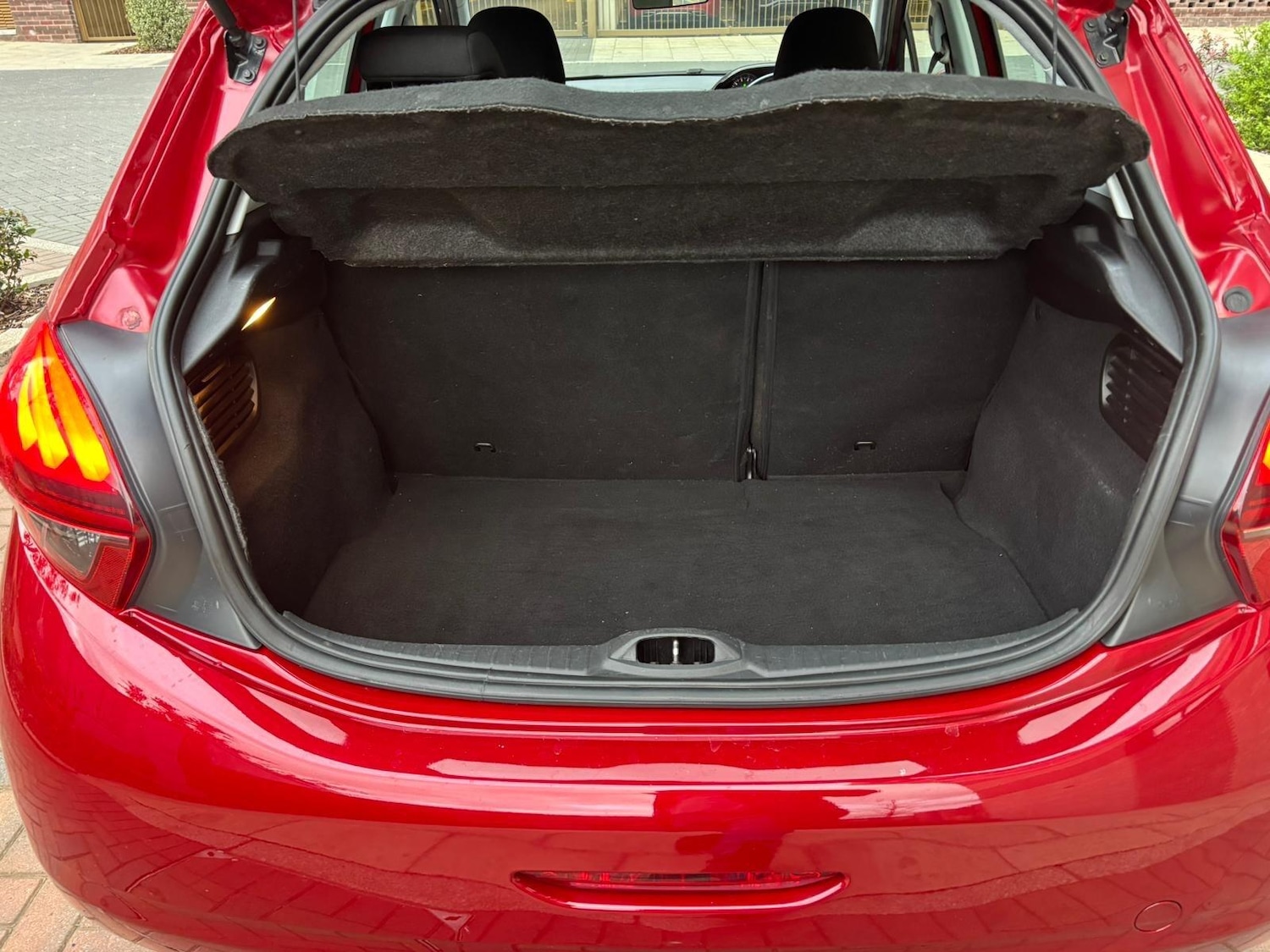 Used Peugeot 208 for sale - 78127985: Photo 56