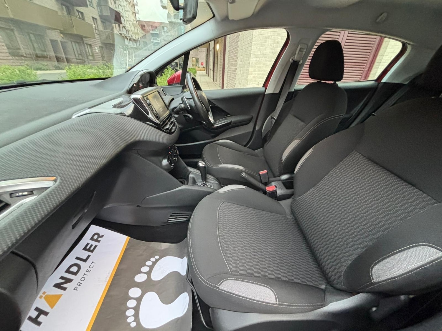 Used Peugeot 208 for sale - 78127985: Photo 58