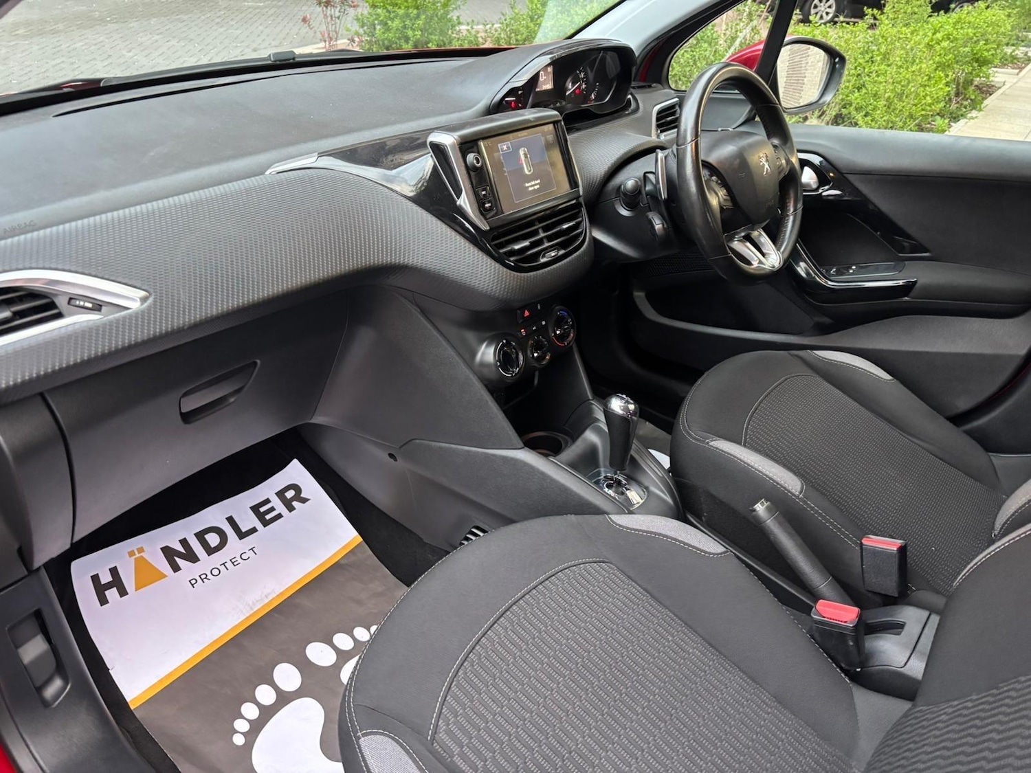 Used Peugeot 208 for sale - 78127985: Photo 60