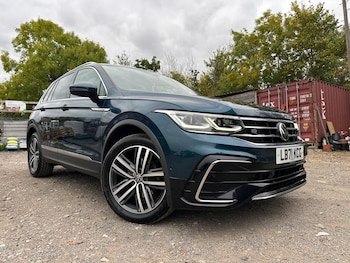 Volkswagen - Tiguan