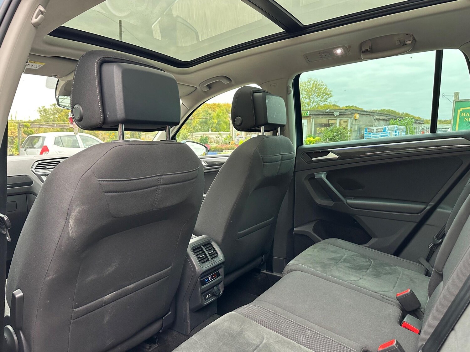 Used Volkswagen Tiguan 2021 for sale - 76294574: Photo 30