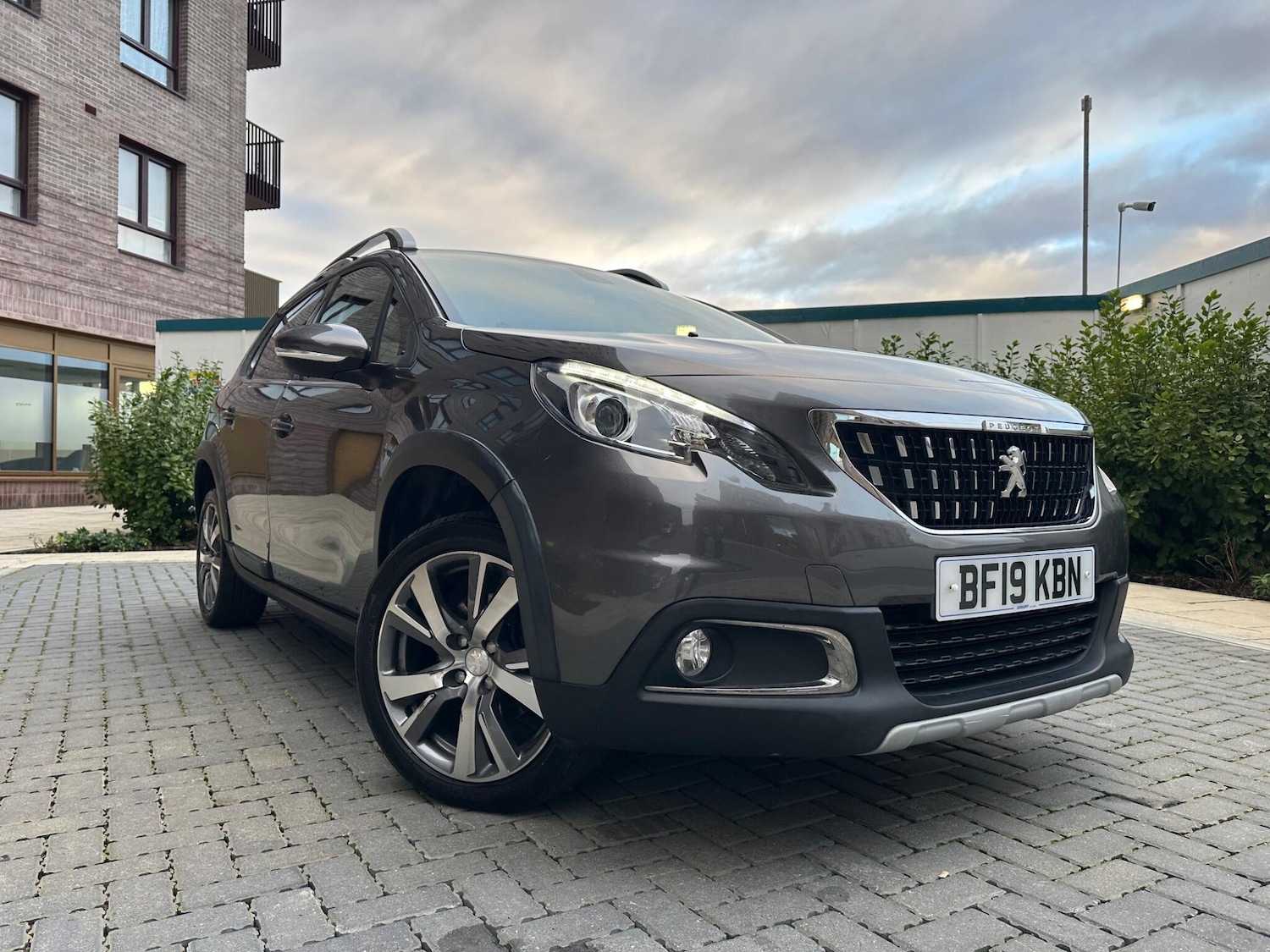 Used Peugeot 2008 2019 for sale - 76597052: Photo 1
