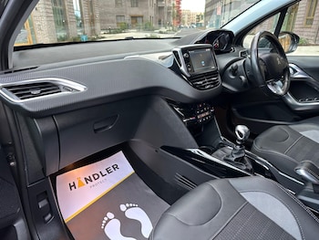 Used Peugeot 2008 2019 for sale - 76597052: Photo