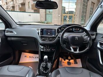 Used Peugeot 2008 2019 for sale - 76597052: Photo