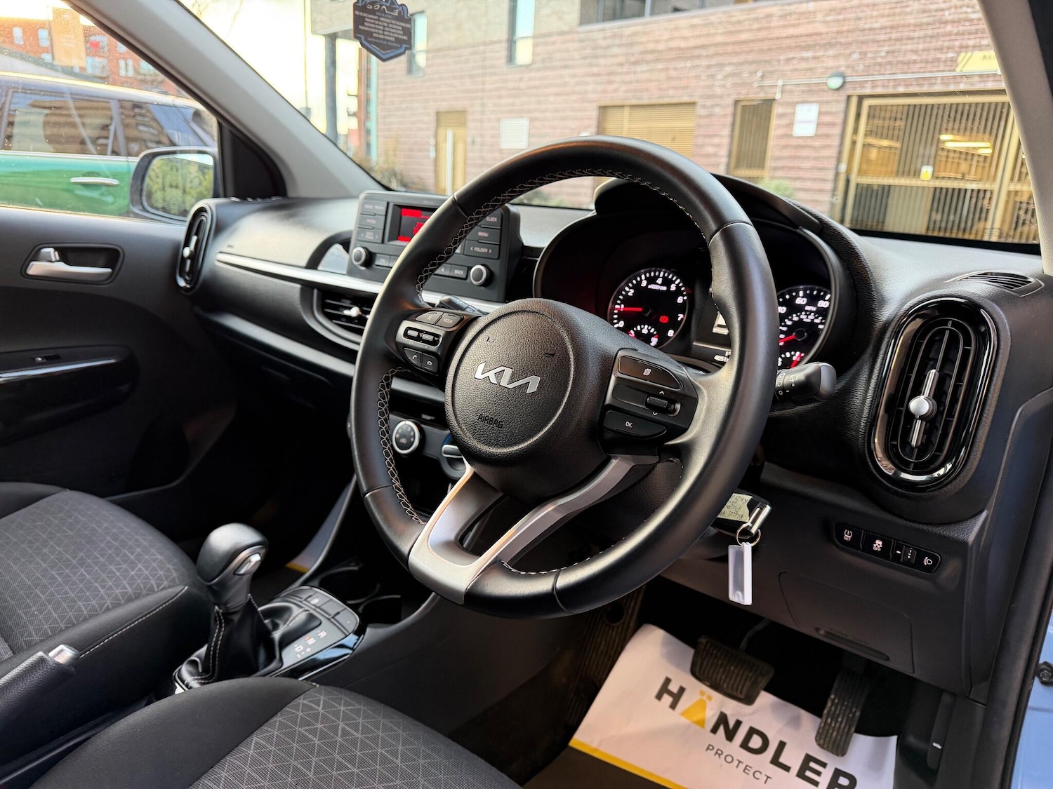 Used Kia Picanto 2021 for sale - 76936225: Photo 45