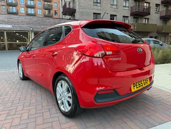 Used Kia Ceed 2015 for sale - 79646248: Photo