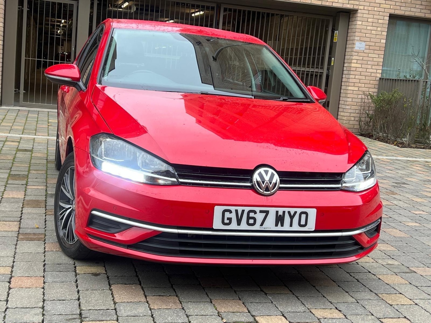 Used Volkswagen Golf 2017 for sale - 76084872: Photo 14