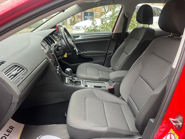 Used Volkswagen Golf 2017 for sale - 76084872: Photo 24
