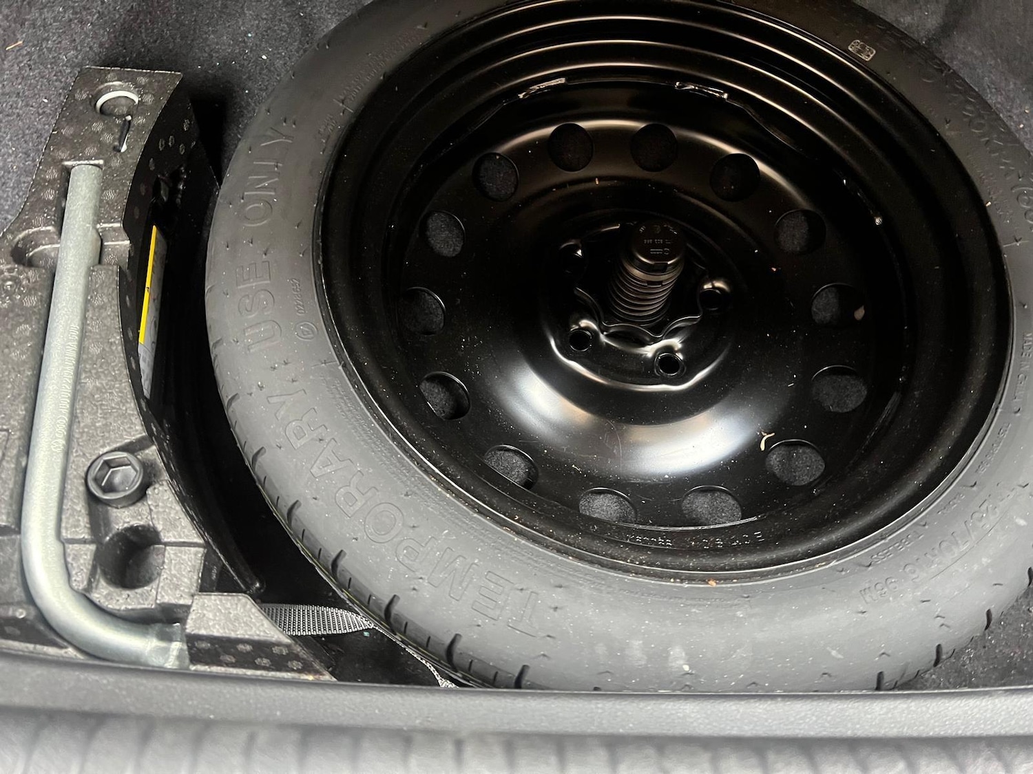 Used Volkswagen Golf 2017 for sale - 76084872: Photo 26