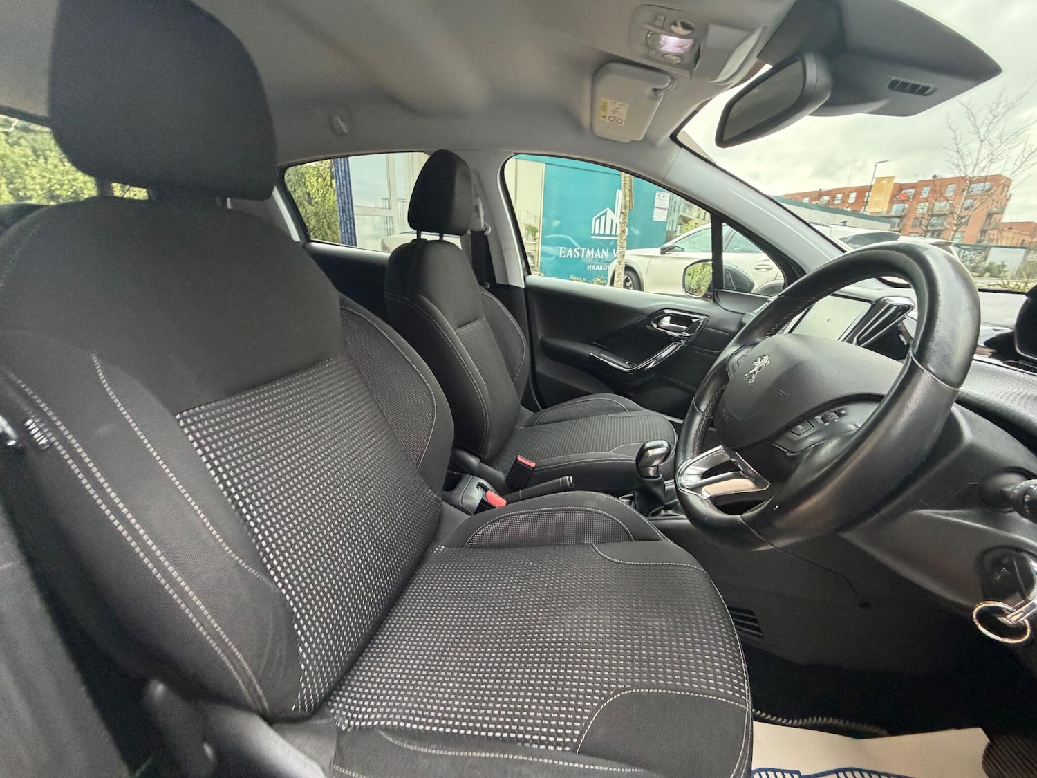 Used Peugeot 208 for sale - 77237965: Photo 23