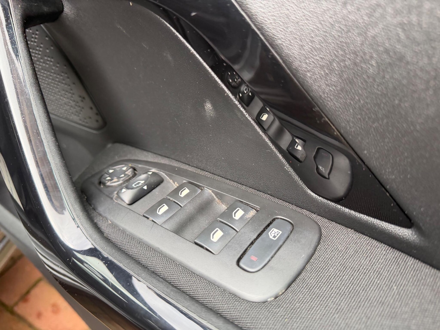 Used Peugeot 208 for sale - 77237965: Photo 28