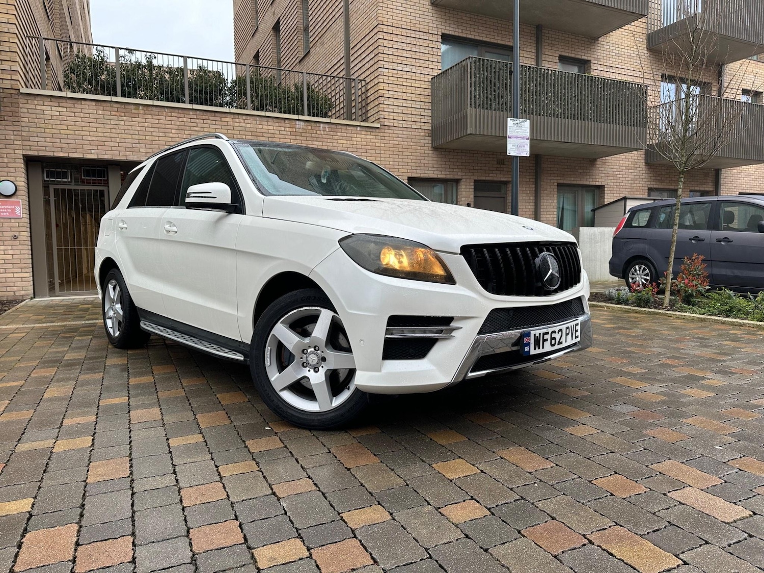 Used Mercedes-Benz M Class 2012 for sale - 76992922: Photo 10