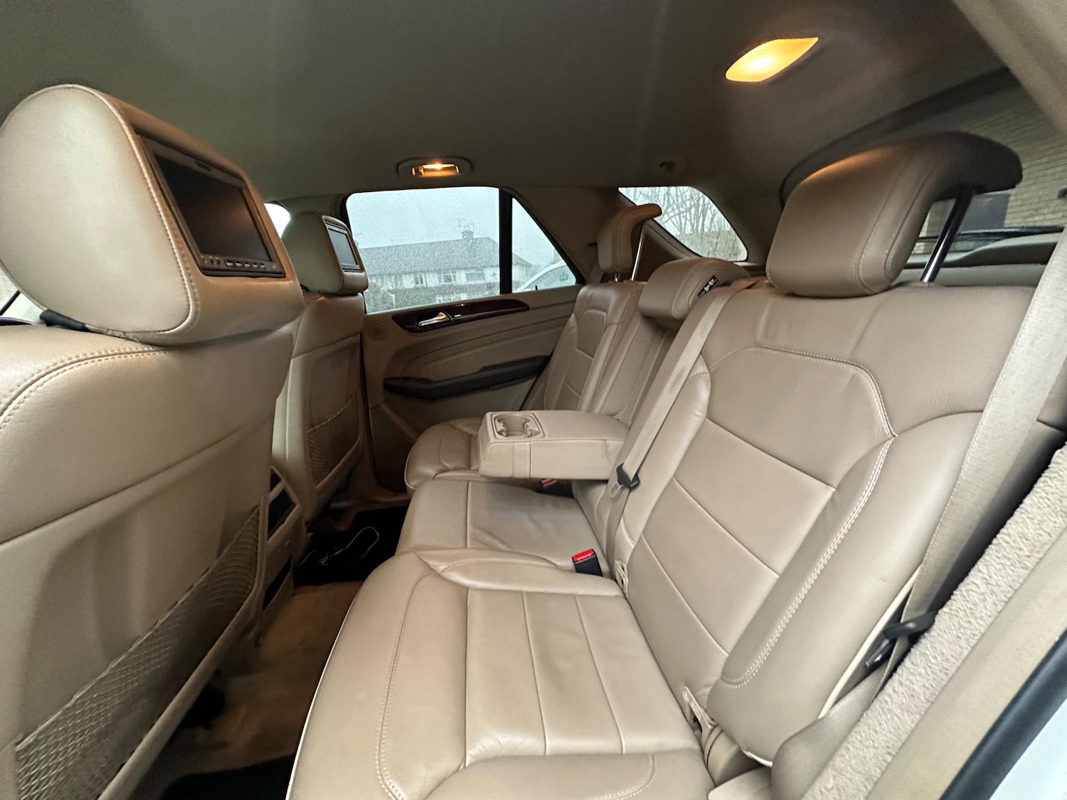 Used Mercedes-Benz M Class 2012 for sale - 76992922: Photo 29