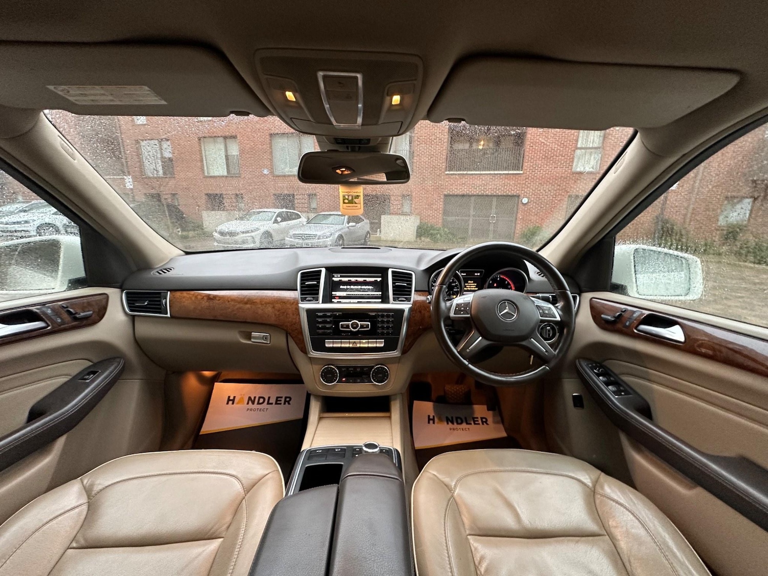 Used Mercedes-Benz M Class 2012 for sale - 76992922: Photo 3