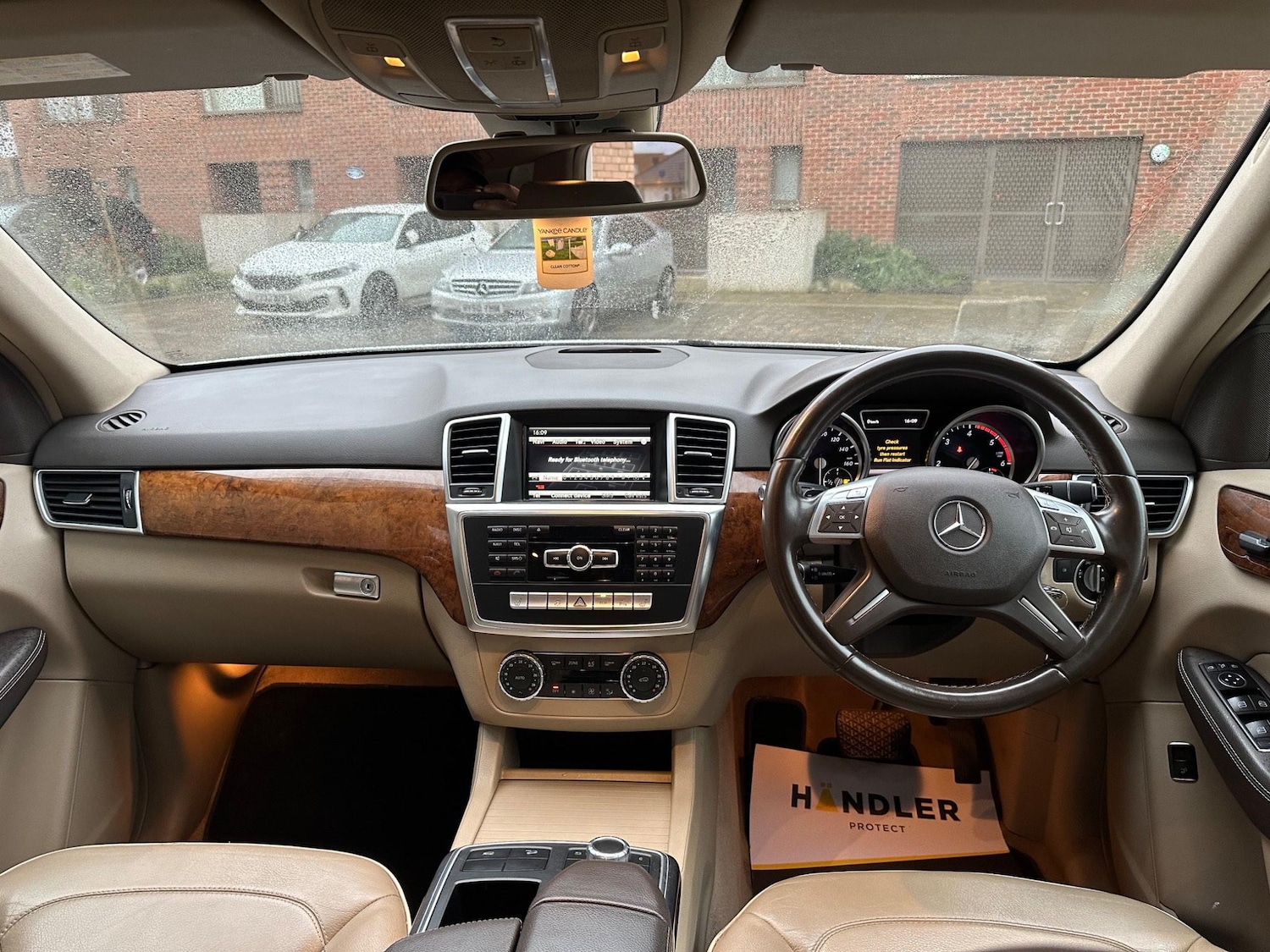 Used Mercedes-Benz M Class 2012 for sale - 76992922: Photo 30