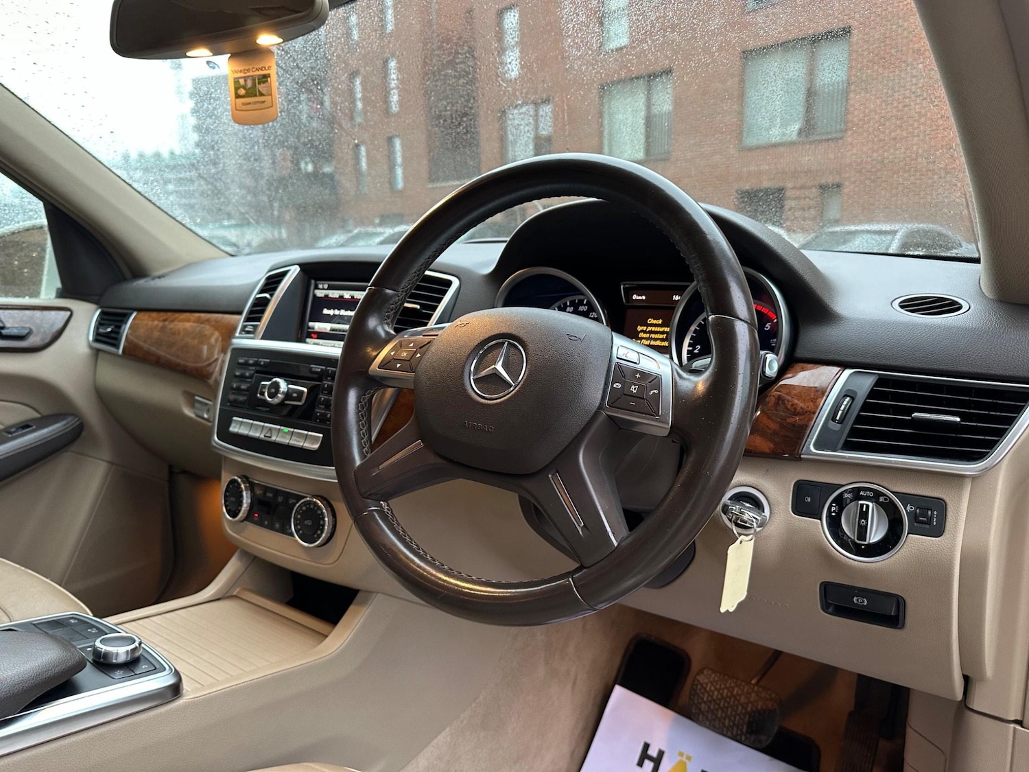 Used Mercedes-Benz M Class 2012 for sale - 76992922: Photo 34