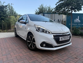 Used Peugeot 208 2019 for sale - 79012730: Photo