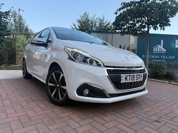 Used Peugeot 208 2019 for sale - 79012730: Photo
