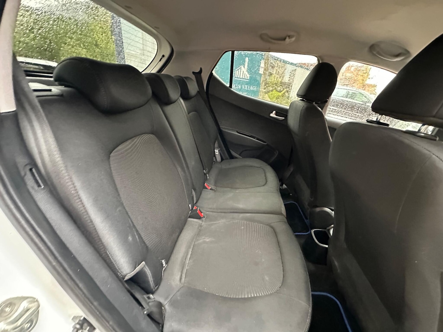 Used Hyundai i10 2019 for sale - 76666916: Photo 25