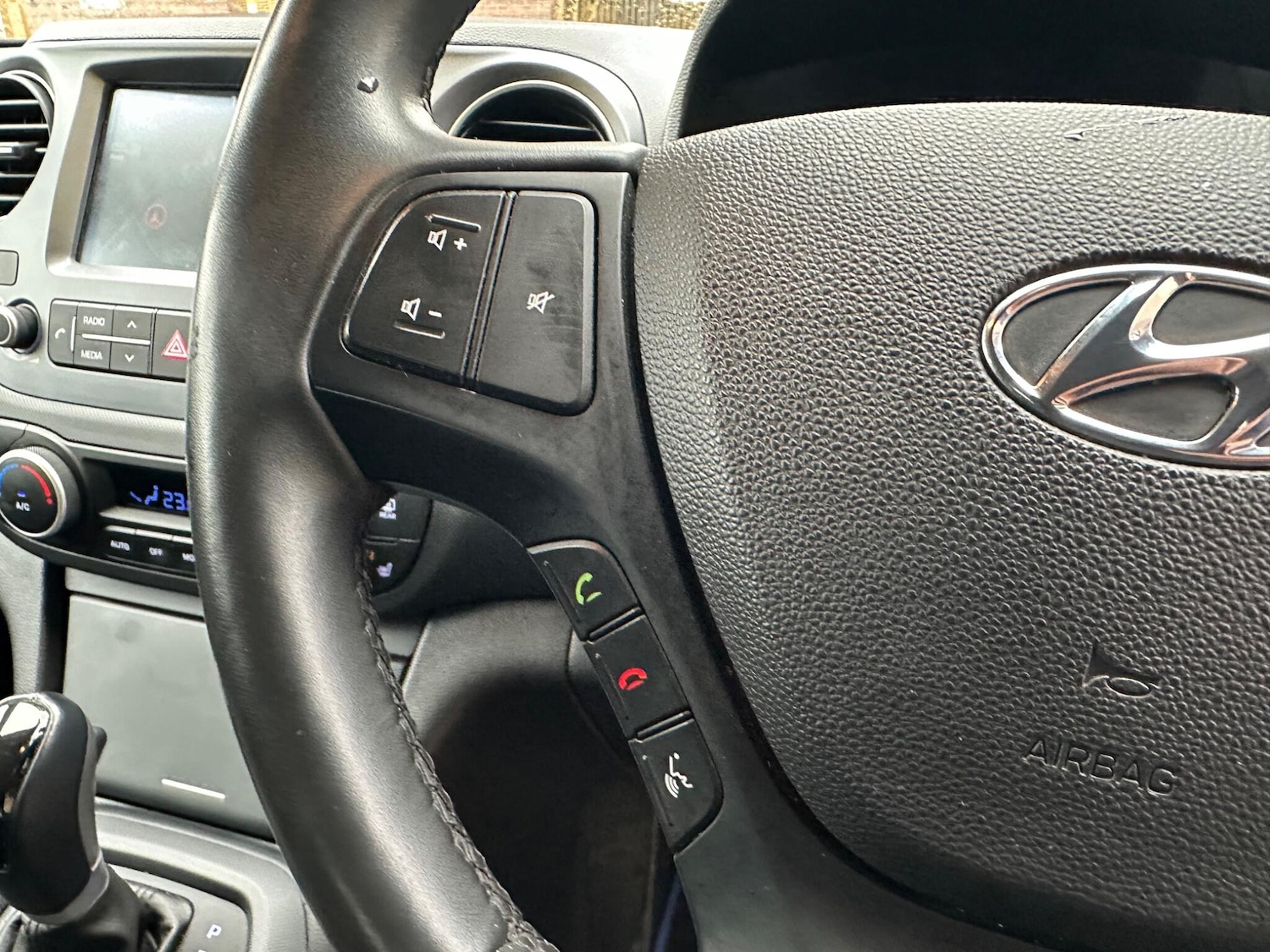 Used Hyundai i10 2019 for sale - 76666916: Photo 26