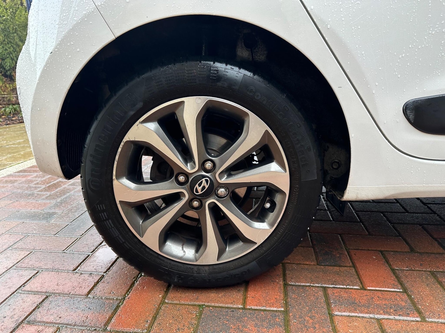 Used Hyundai i10 2019 for sale - 76666916: Photo 32